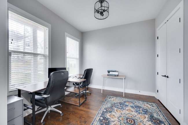 Building Photo - 338 Vivelle Ave