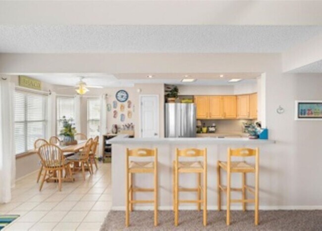 Building Photo - 13711 Pirates Beach Blvd