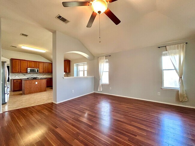 Building Photo - 1801 Rachel Ln