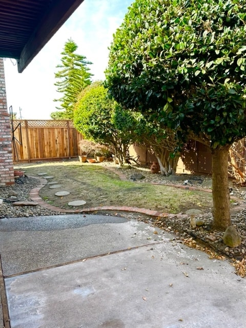 Building Photo - 1743 Via Ventana