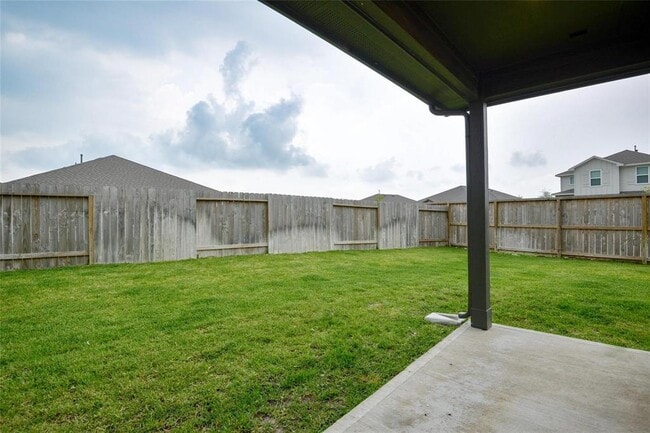 Building Photo - 1055 Llano Trl