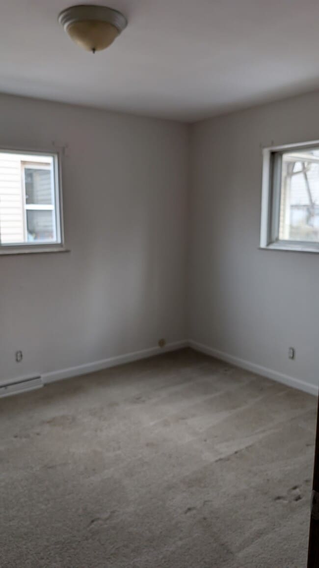 Building Photo - First St