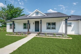 Building Photo - 1450 W Farm to Market Rd 550