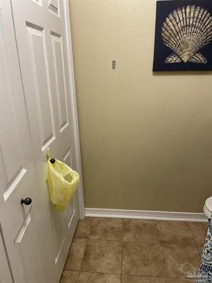 Building Photo - 319 Loveland Cir