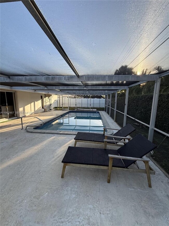 Building Photo - 9370 SW 57th Terrace