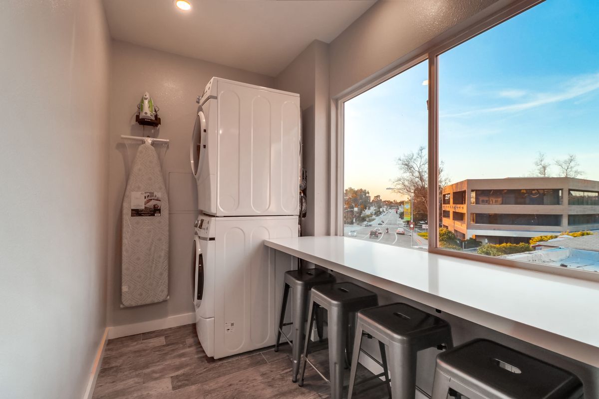 Building Photo - 1313 Morena Blvd