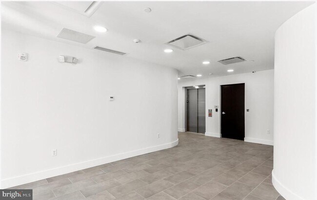 Building Photo - 2415 37th St NW