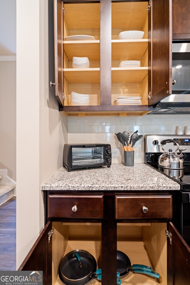 Building Photo - 2029 Pinnacle Walk