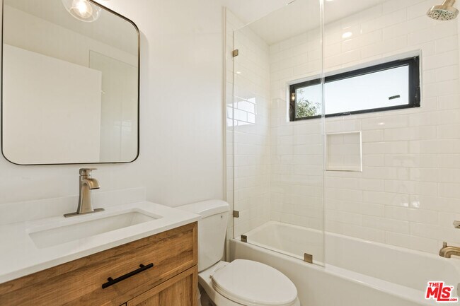 Building Photo - 2845 Marsh St