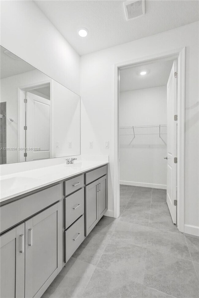 Building Photo - 3783 Harborside Ave