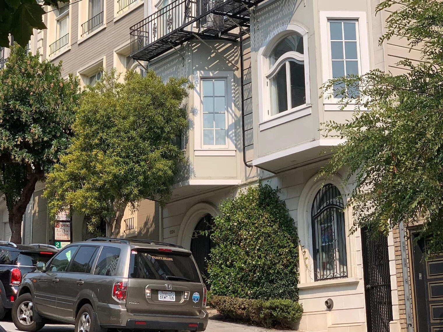 Building Photo - 1224 Sacramento St