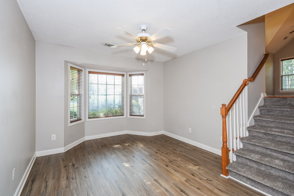 Building Photo - 301 Saddlewood Dr