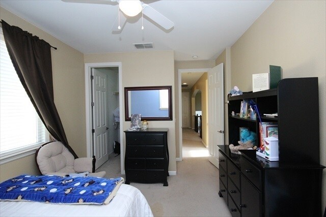 Building Photo - Gorgeous Home In the Desired Chesapeake Neighborhood