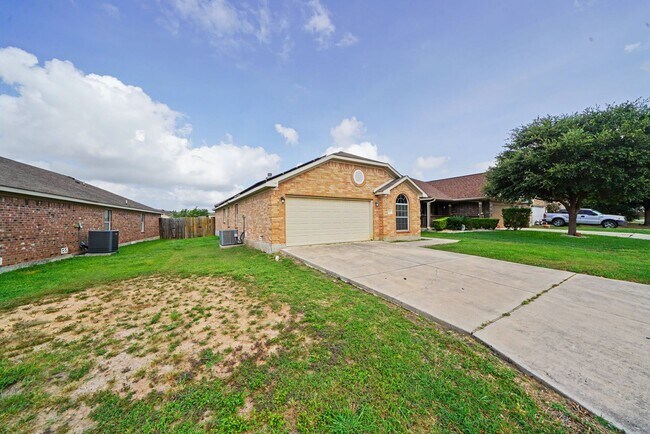 Building Photo - 6527 Candleview Ct