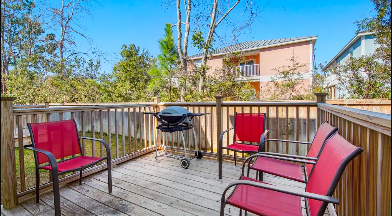 Patio - 2226 Joan Ave