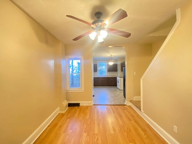 Building Photo - Charming 3 Bedroom, 1 Bath Home in York, Pa!