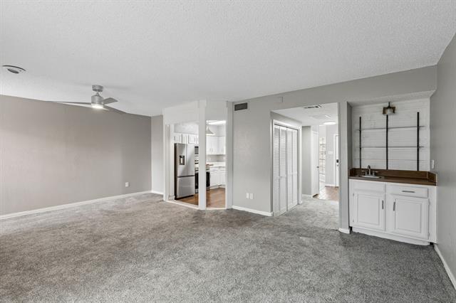 Building Photo - 4236 Cuesta Dr
