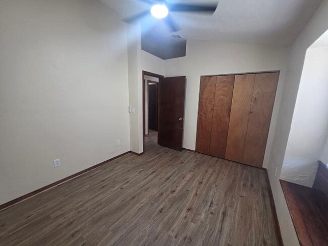 Building Photo - 128 Eliam Rd