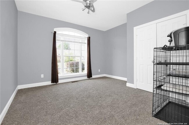 Building Photo - 427 W Summerchase Dr