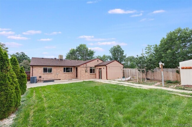 Building Photo - 1289 S Canosa Ct