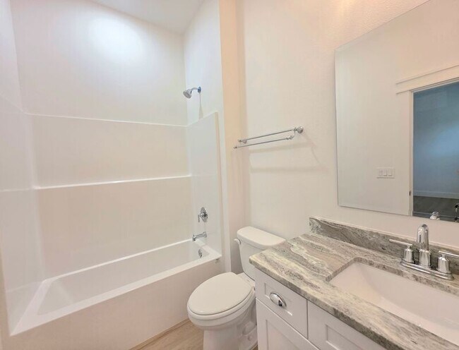 Building Photo - 3299 Bernath Dr