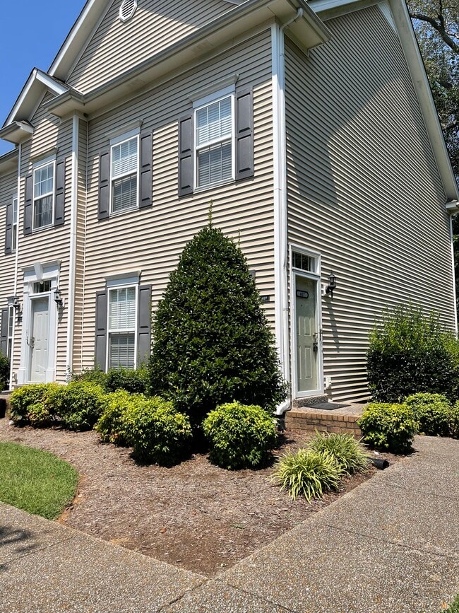Building Photo - 407 Newport Meadows Cir
