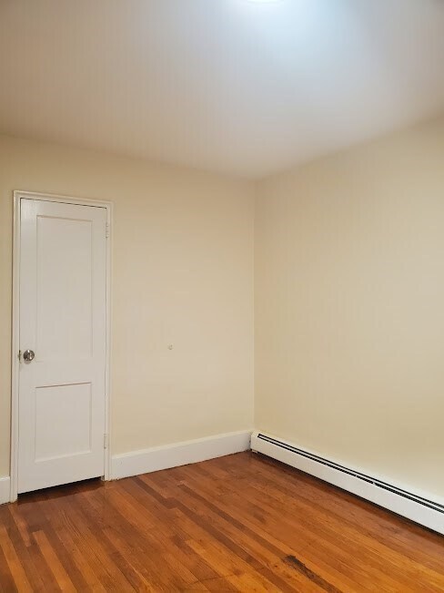 Building Photo - 9 Victory Rd