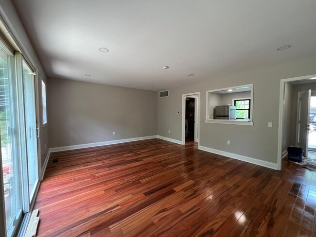Building Photo - 4800 Lancaster Pike