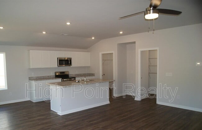 Building Photo - 514 Antler Wy