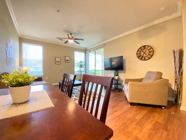 Building Photo - 2125 Sweetbroom Cir