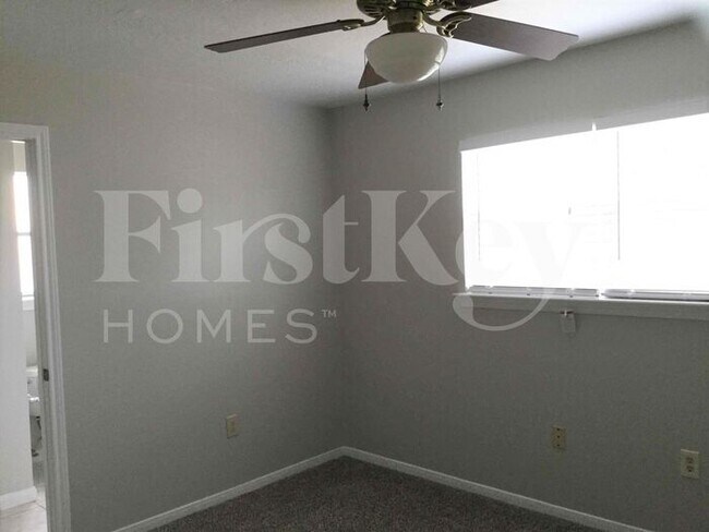 Building Photo - 4702 Hickory Downs Dr