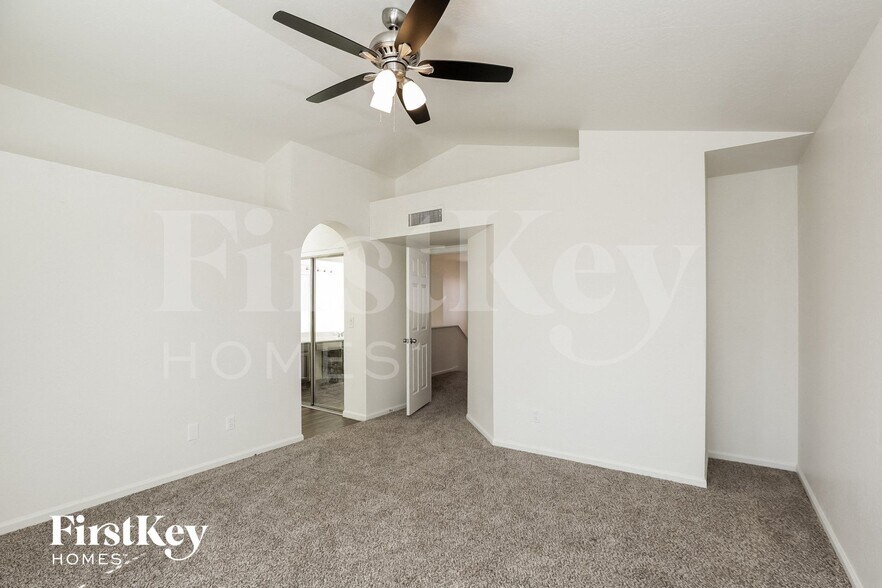 Building Photo - 6512 N 85th Ave