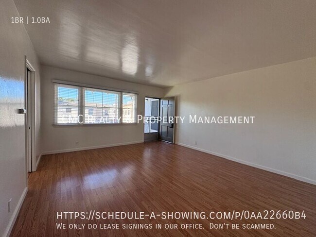 Building Photo - 3301 E 2nd-7