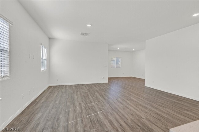 Building Photo - 7451 Mason Springs Ave
