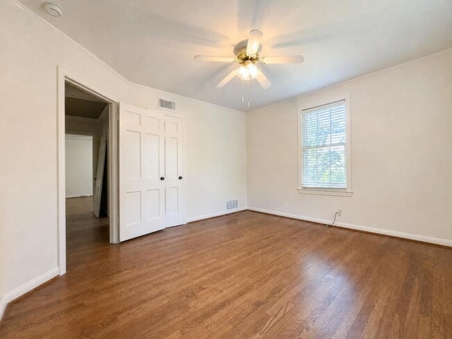 Building Photo - 1601 N 13th St