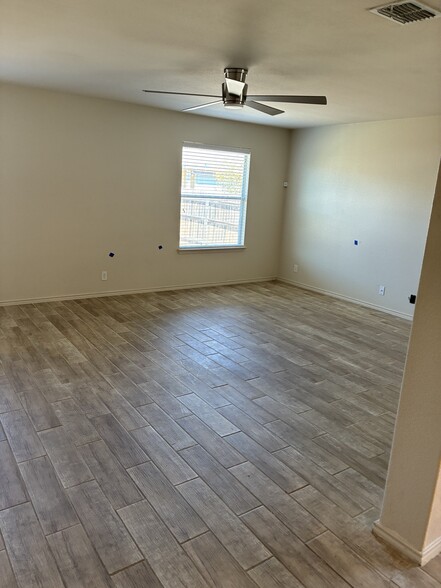 Master Floors - 8451 Blackstone Cove