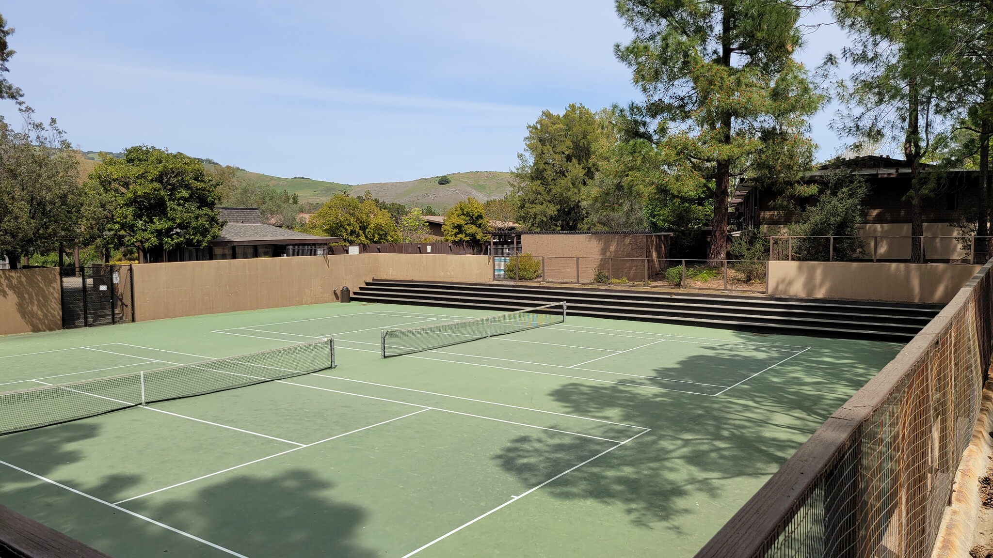 Tennis courts - 72 Surrey Ln