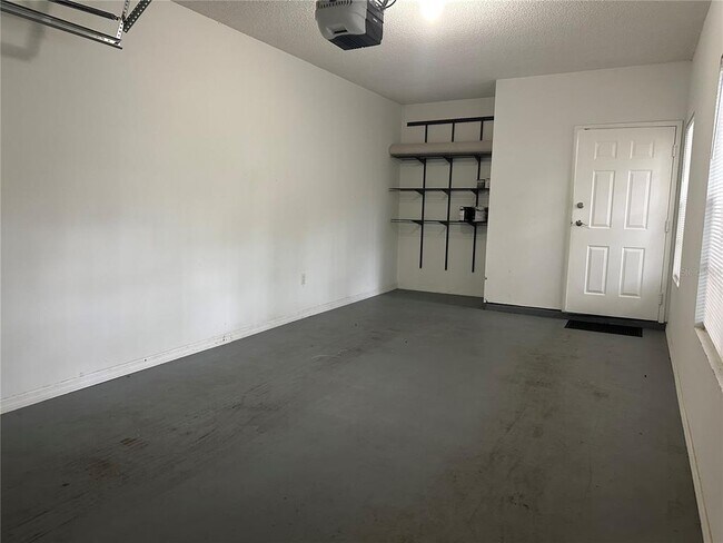 Building Photo - 10000 SW 52nd Ave
