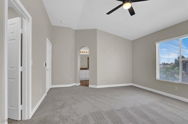Building Photo - 3040 Carbondale St