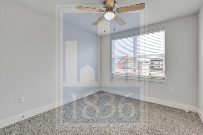 Building Photo - 7508 Chesapeake Rail Ln