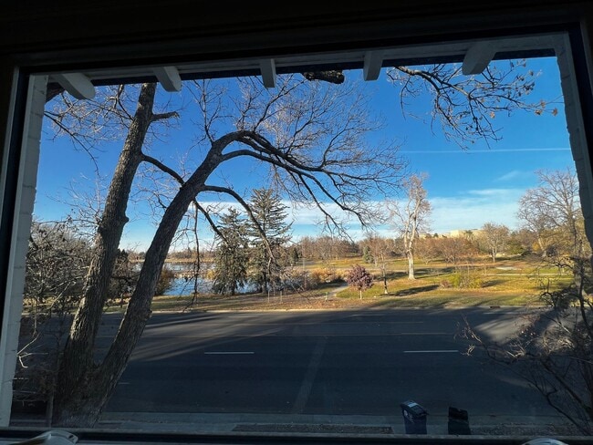 Building Photo - Across the Street From City Park