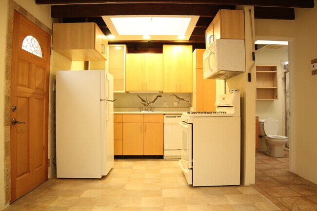 Building Photo - 1308 Marin Ave