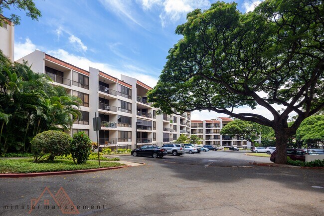 Building Photo - 3138 Waialae Ave
