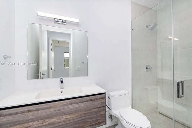 Building Photo - 3264 Bird Ave