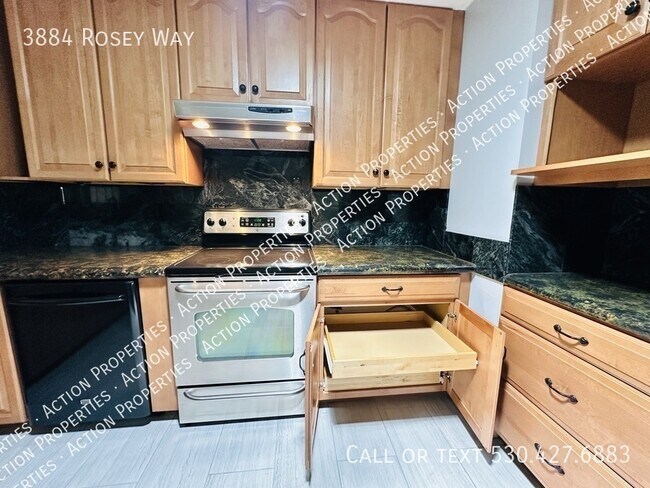 Building Photo - 3884 Rosey Way