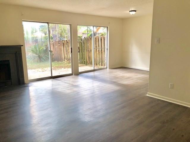 Building Photo - 6701 Dickens Ferry Rd