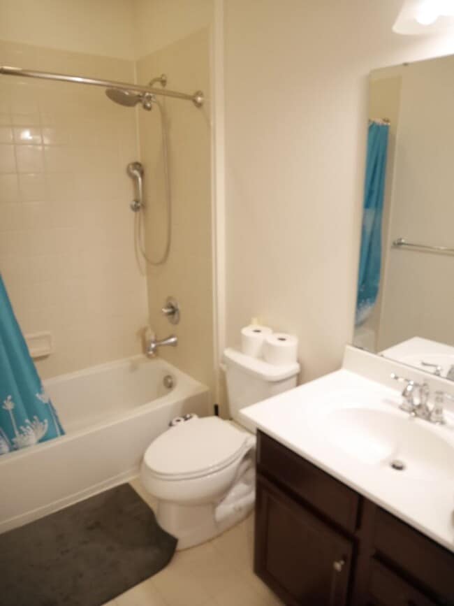 Building Photo - SPACIOUS 4 Bedroom Townhome-Owings Mills, MD