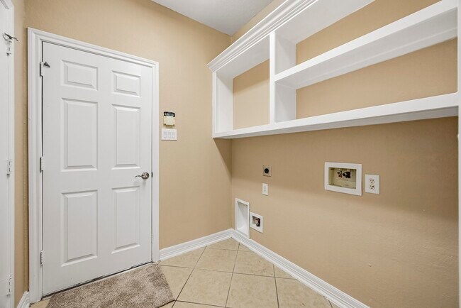 Building Photo - 4106 Applecreek Bend Dr