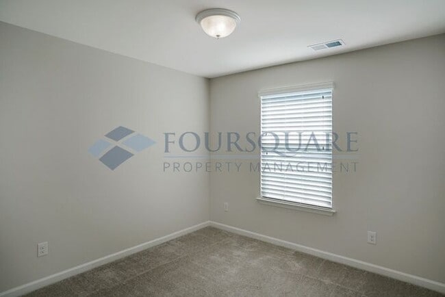 Building Photo - Spacious 3-Story Townhome with Bonus Suite & 2-Car Garage – In the Heart of RTP