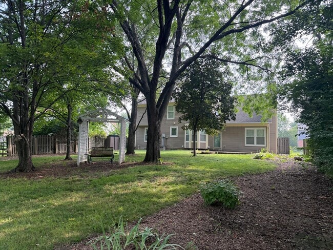 Building Photo - 7574 Allenwood Ct